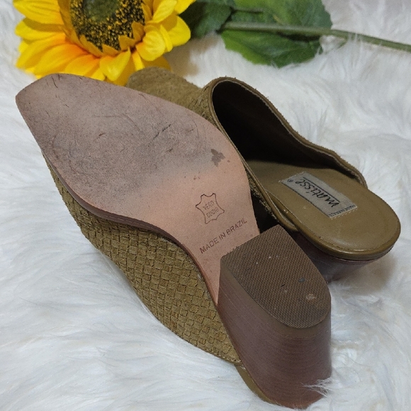 Matisse Tan Genuine Suede Mules with Textured Design - Picture 8 of 9